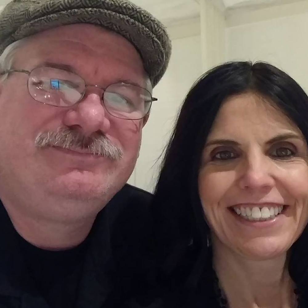 Meet your Posher, Donde